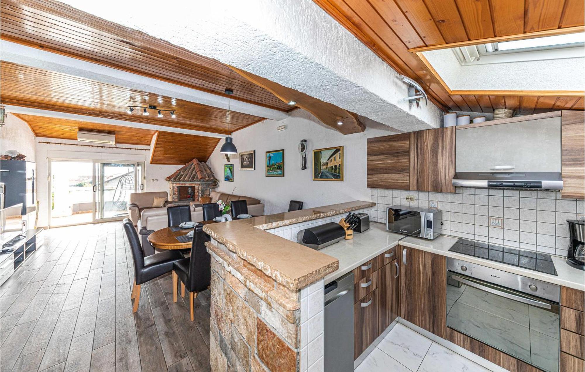 Nice Apartment In Kastel Stafilic With Sauna Kaštela Buitenkant foto